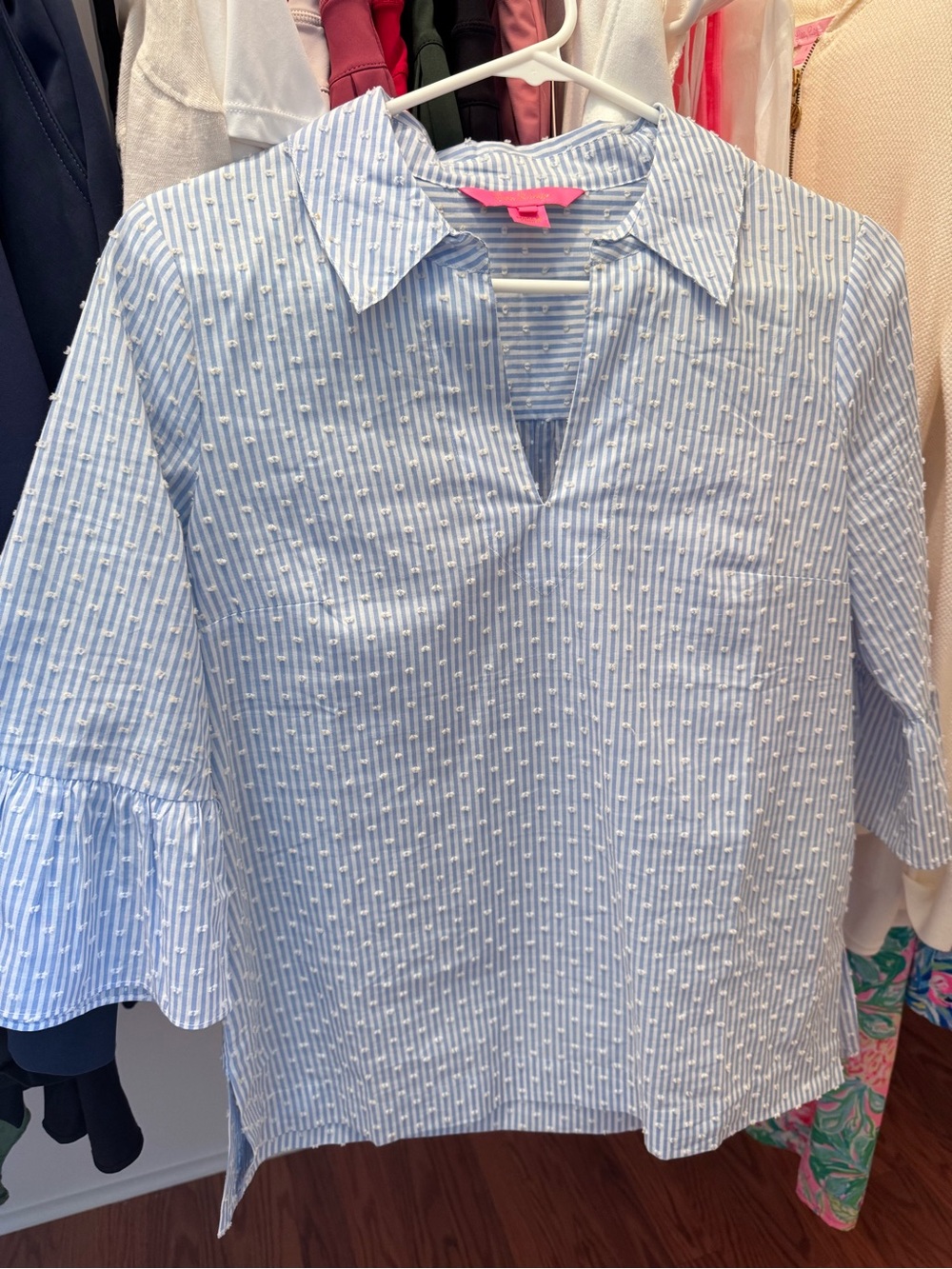 Lilly Pulitzer Light Blue & White Split-V Ruffle Sleeve Blouse NWOT